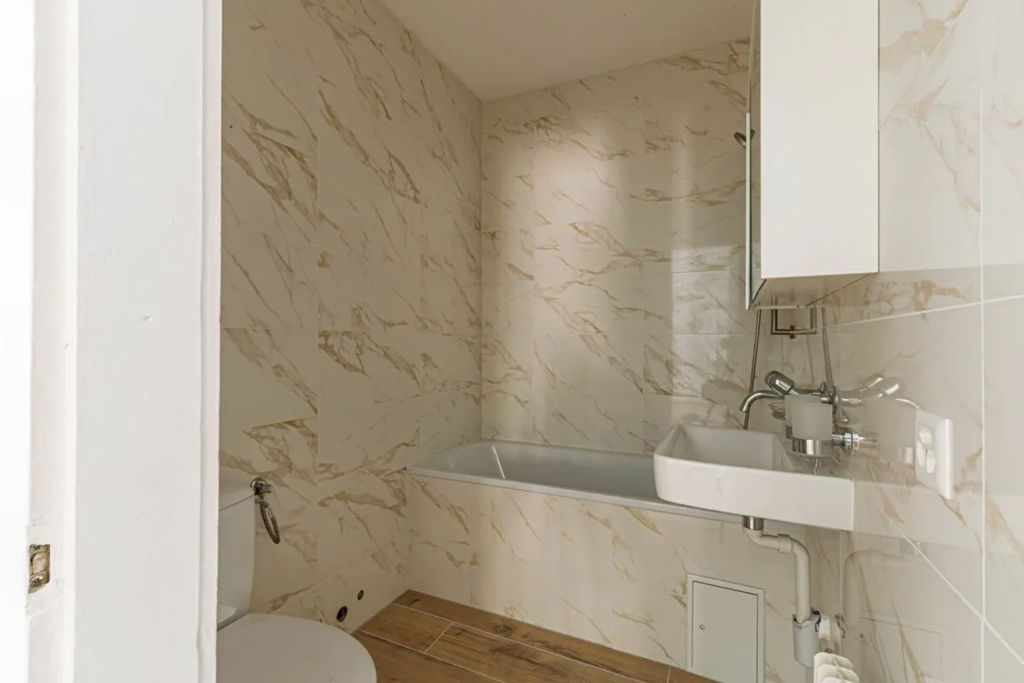 Una posizione ideale per questo appartamento di 2,5 p ... - Foto 6 di 9