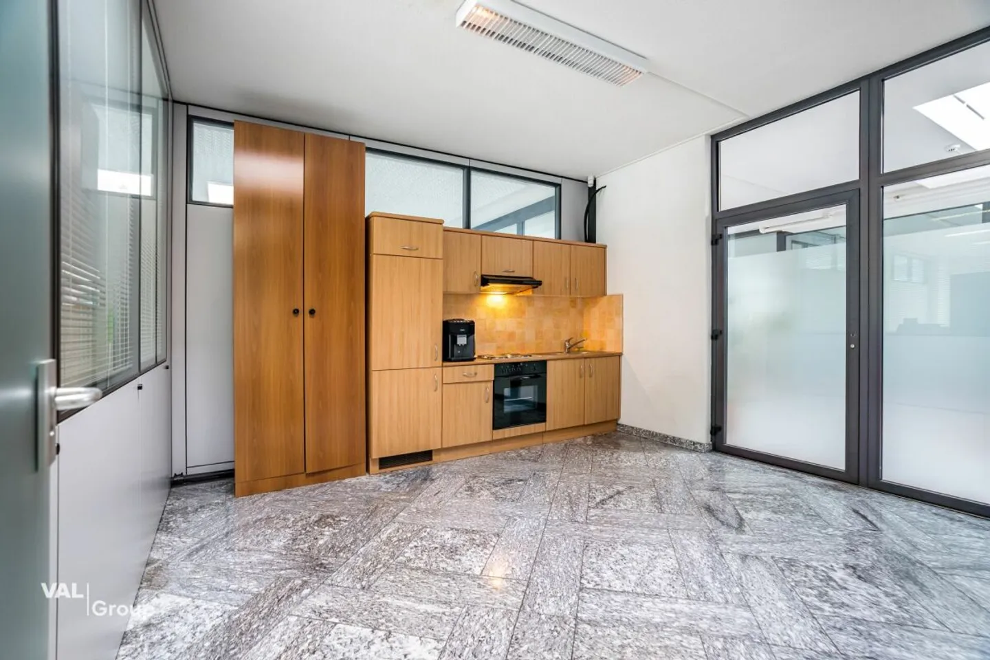 Spazio ufficio moderno a Eyholz - facilmente accessibile e idealmente situato - Foto 7 di 12