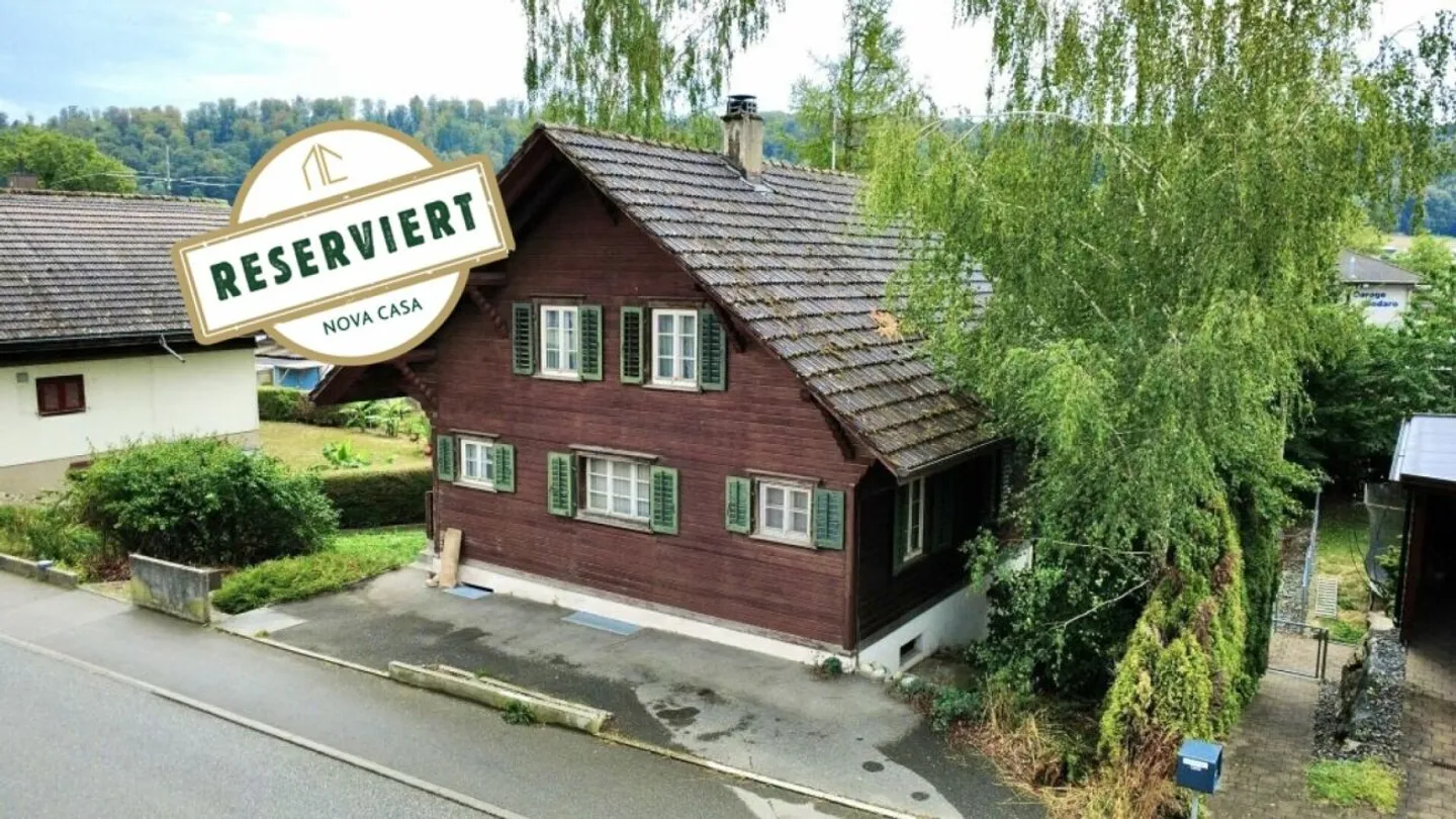 Renovierungsbedürftiges Einfamilienhaus - Foto 1 von 9