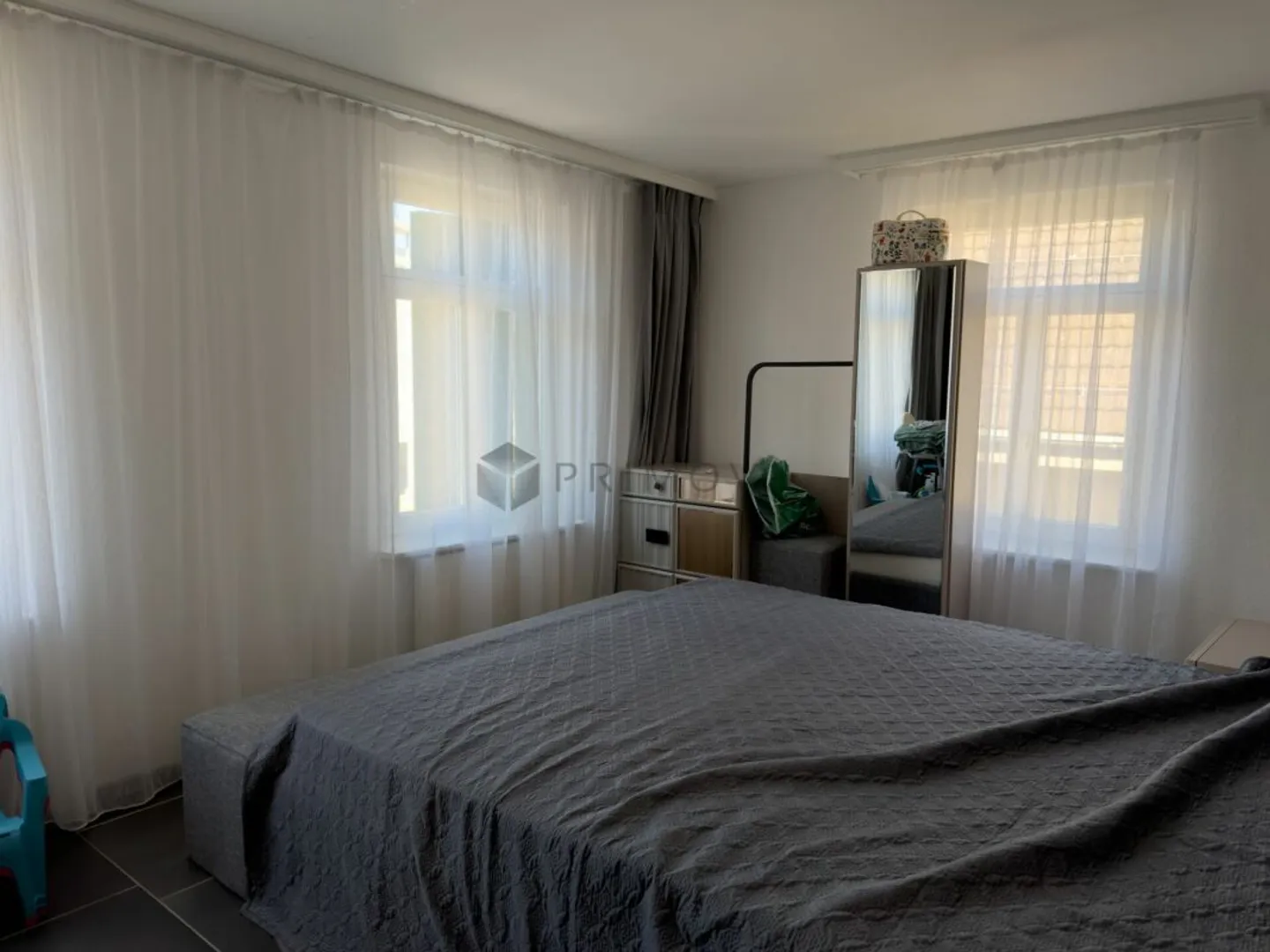 Attractive Corner House with Two Residential Units - Ideal for Families or Investors - Photo 6 of 11