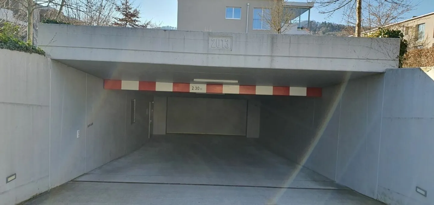 Place de parking à louer - Photo 1 sur 3