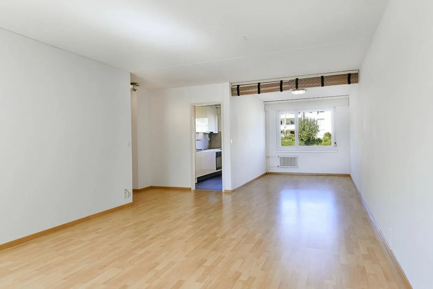 4.5-Zimmer Etagenwohnung an ruhiger Lage mit herrlichem Blick ins Grüne - Foto 4 di 9