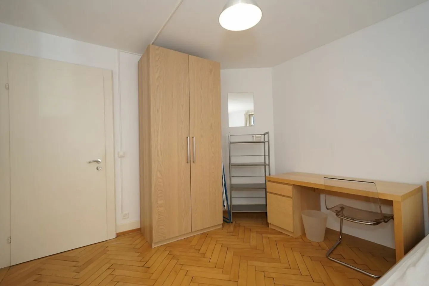Furnished Single or Double Room near Kreuzplatz - Photo 3 of 8