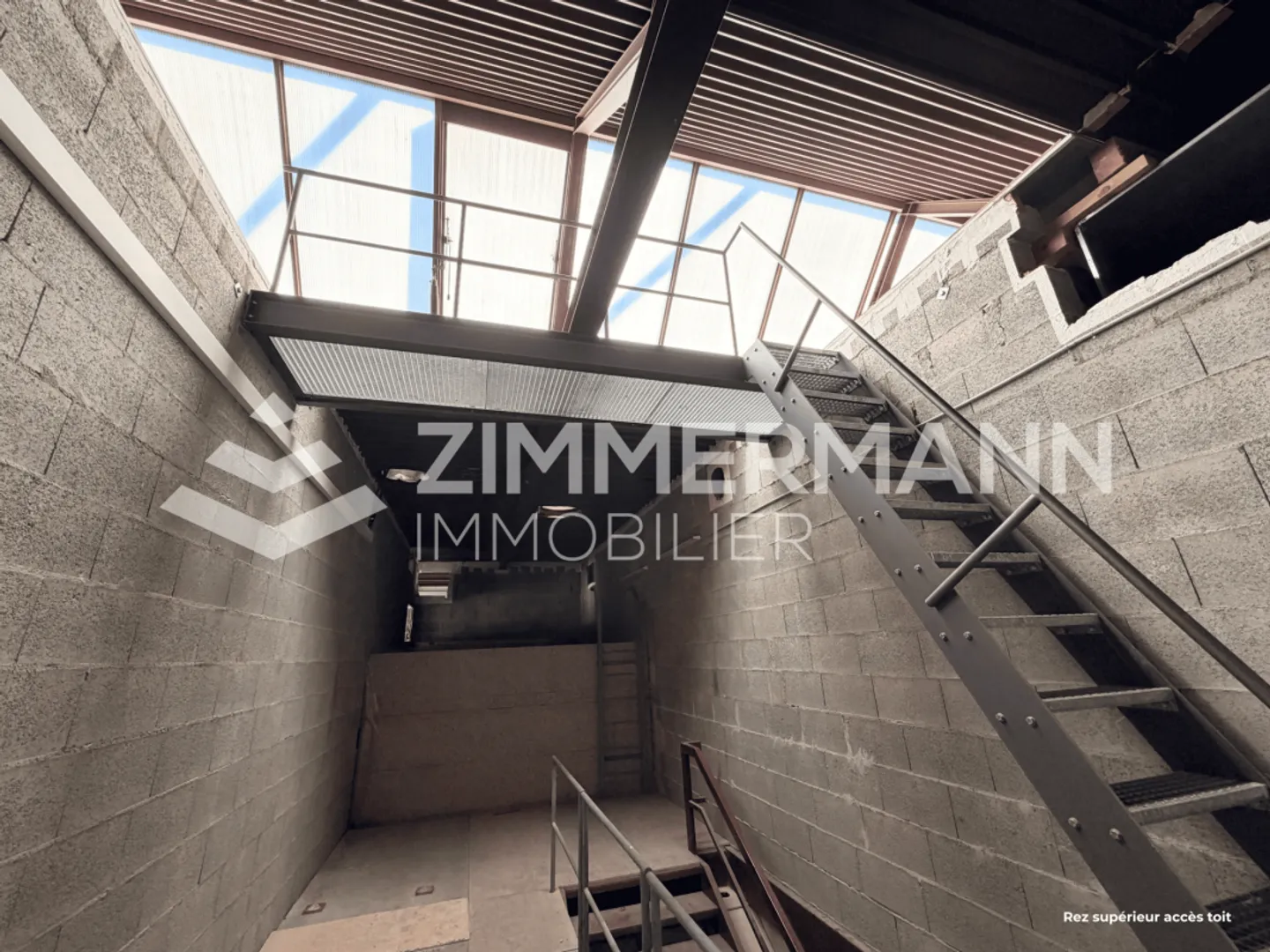 Commercial space on the ground floor 525m2 - Photo 13 of 13