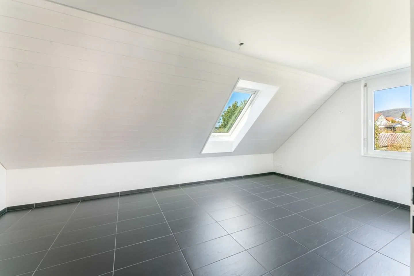3.5 Room Penthouse Apartment with 26 m² Balcony - Photo 8 of 11