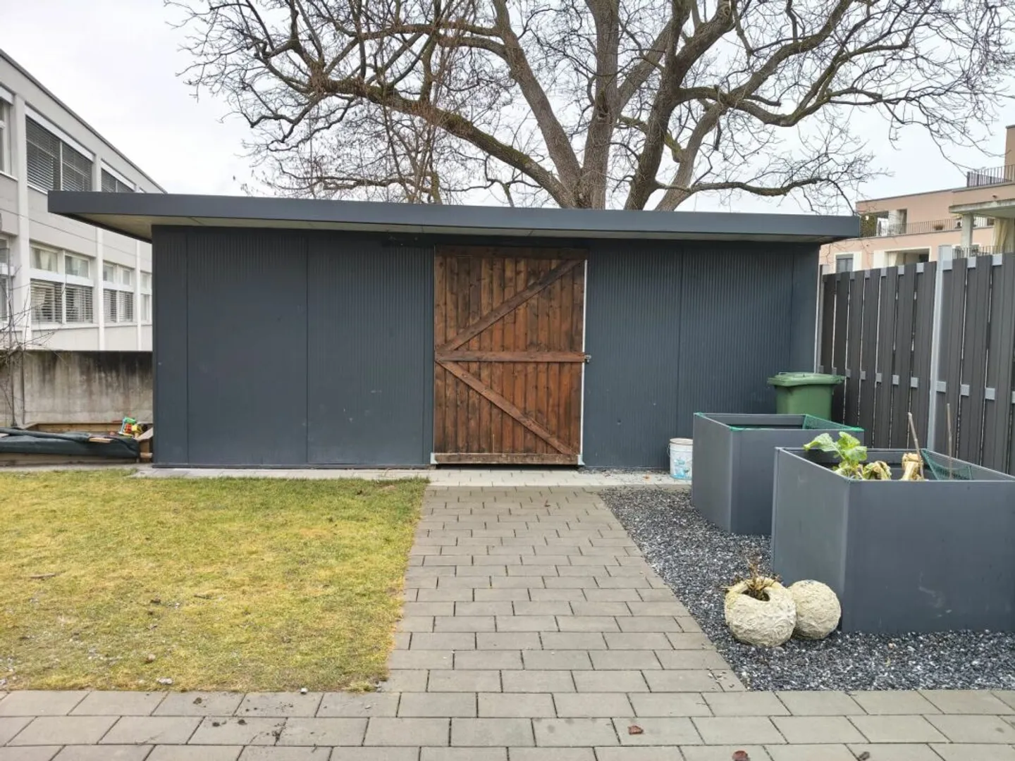 6.5 Room House in a Quiet Location - Photo 12 of 13