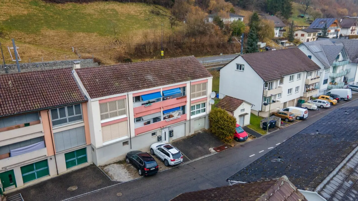 Platz für 4 Familien unter einem Dach - 4 x 3.5 Zimmer-Wohnungen - Foto 4 von 13
