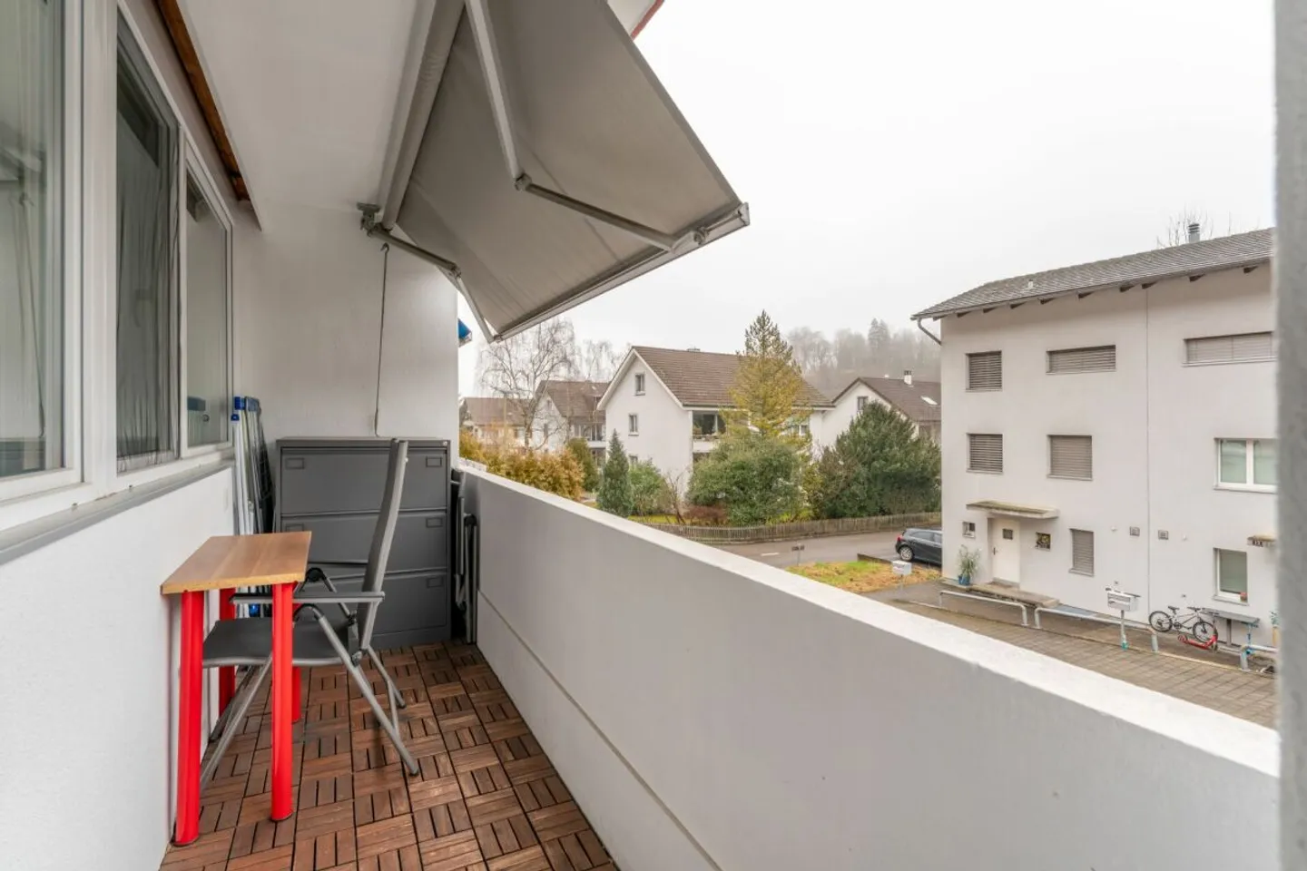 Multi-family house for large family: 4 x 3.5-room apartments - Photo 11 of 11