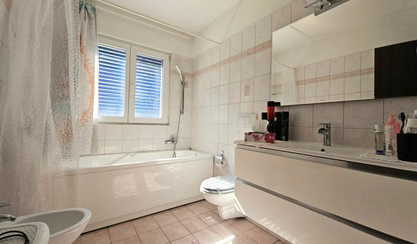 INTERESSANTE APPARTAMENTO 4 LOCALI - Photo 6 sur 8