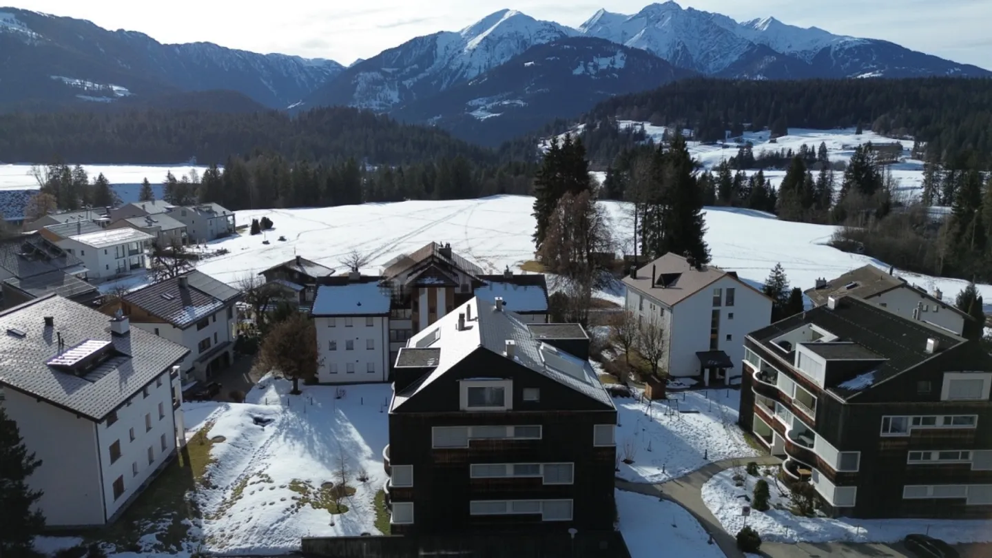 Bonheur de vivre moderne à Trin Mulin : Où le Crestasee est à portée de main et les montagnes de Flims sont à vos pieds - Photo 1 sur 13