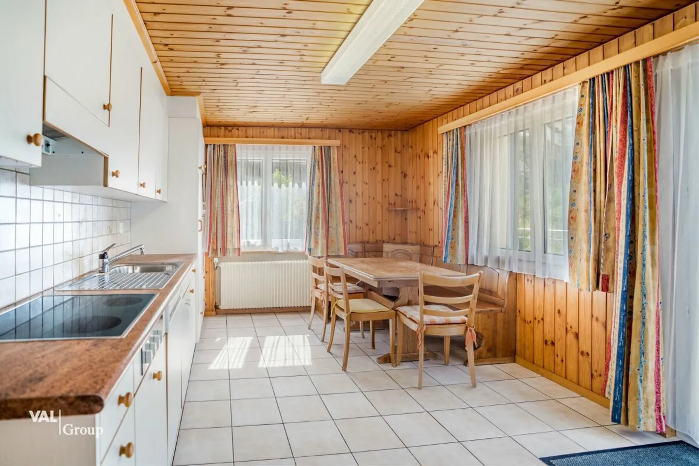 Vie tranquille dans un cadre pittoresque avec une vue imprenable - Photo 5 sur 13