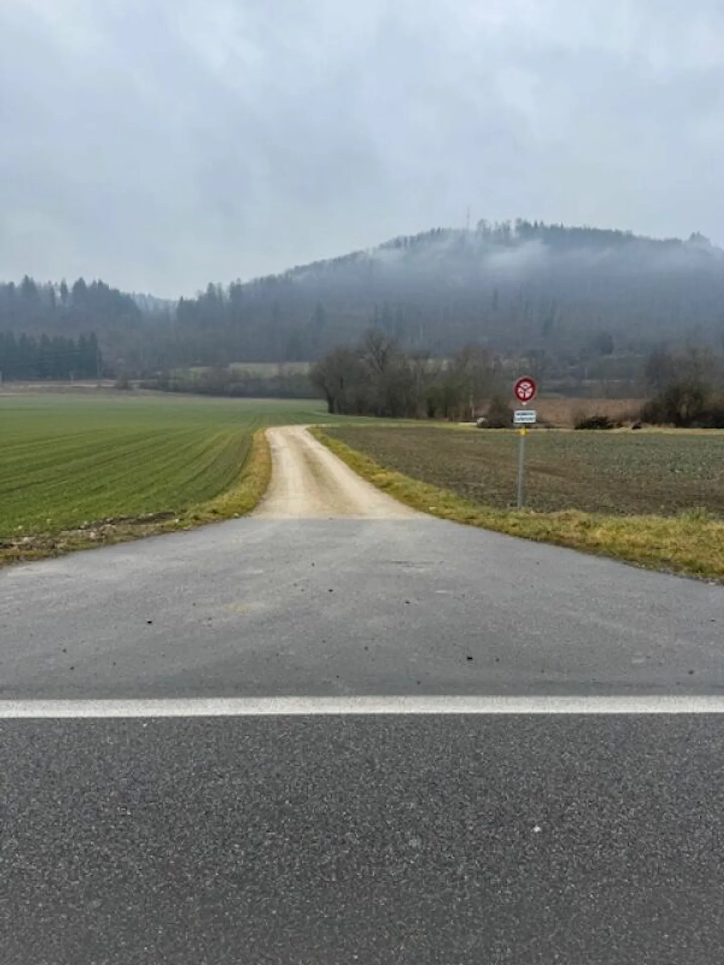 Grundstück in Industriezone - Foto 6 von 7