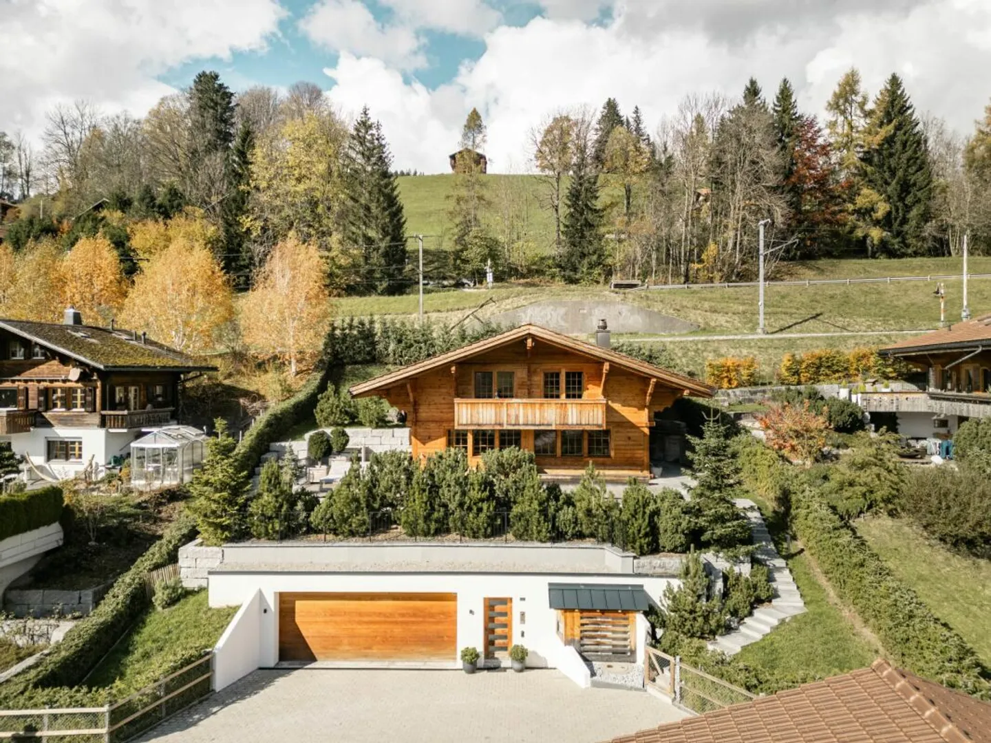 Chalet élégant avec charme alpin moderne à Schönried - Photo 2 sur 13