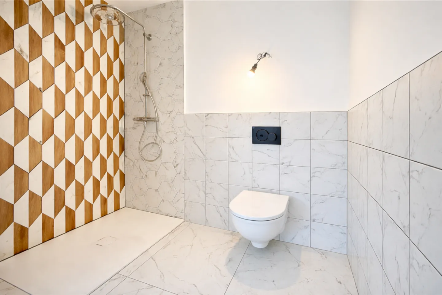 Through Triplex Fully Renovated in 2026 - Functional Layout and Turnkey Condition in Puplinge - Photo 9 of 12