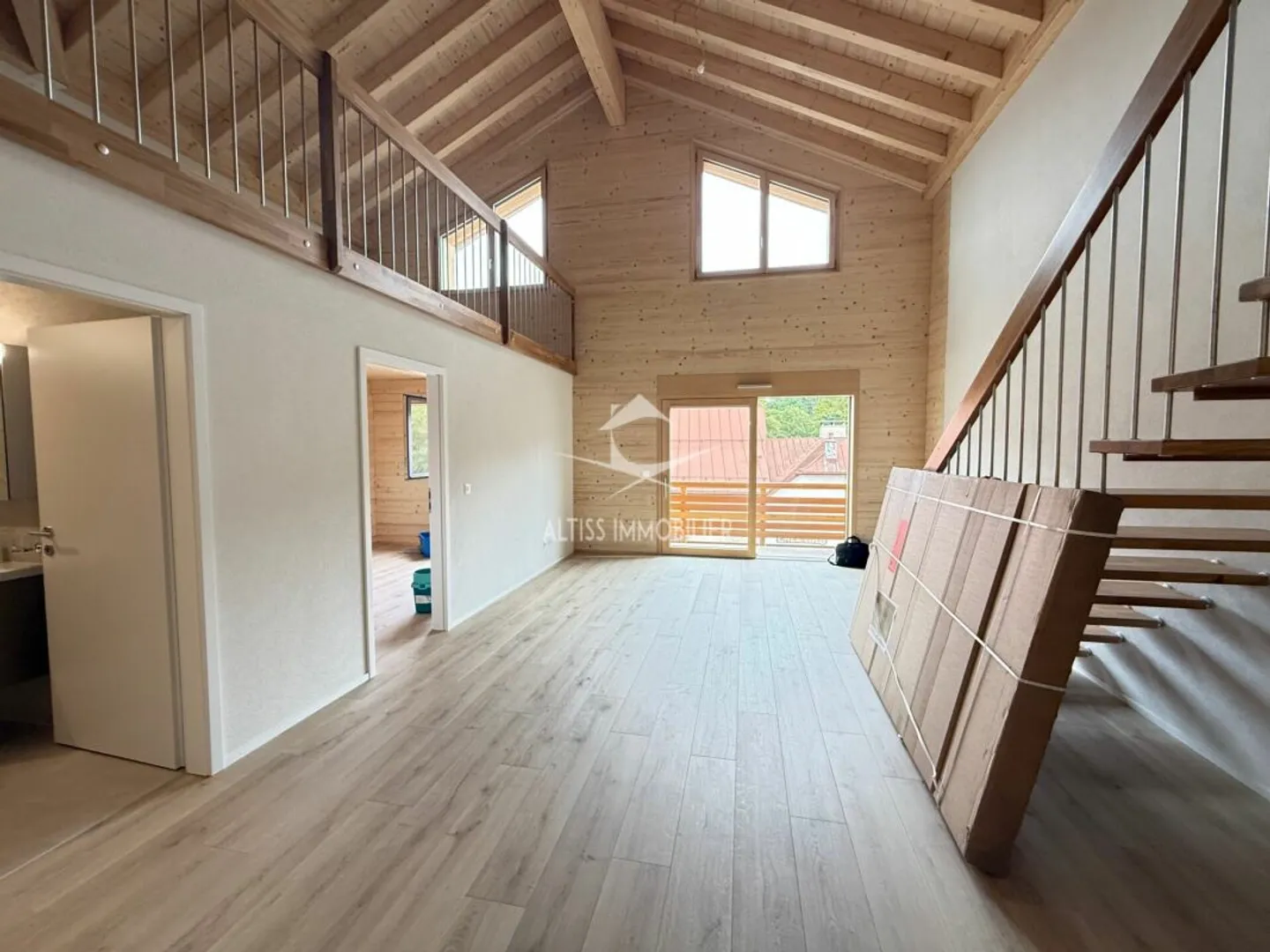 Attique neuf avec mezzanine - Photo 4 sur 13