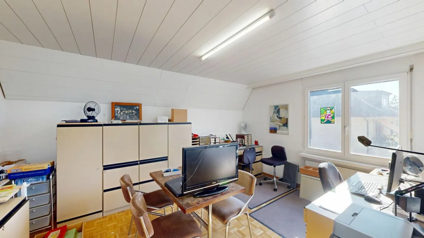 Helle 4.5-Zimmer-Wohnung mit Terrasse - Foto 10 von 13