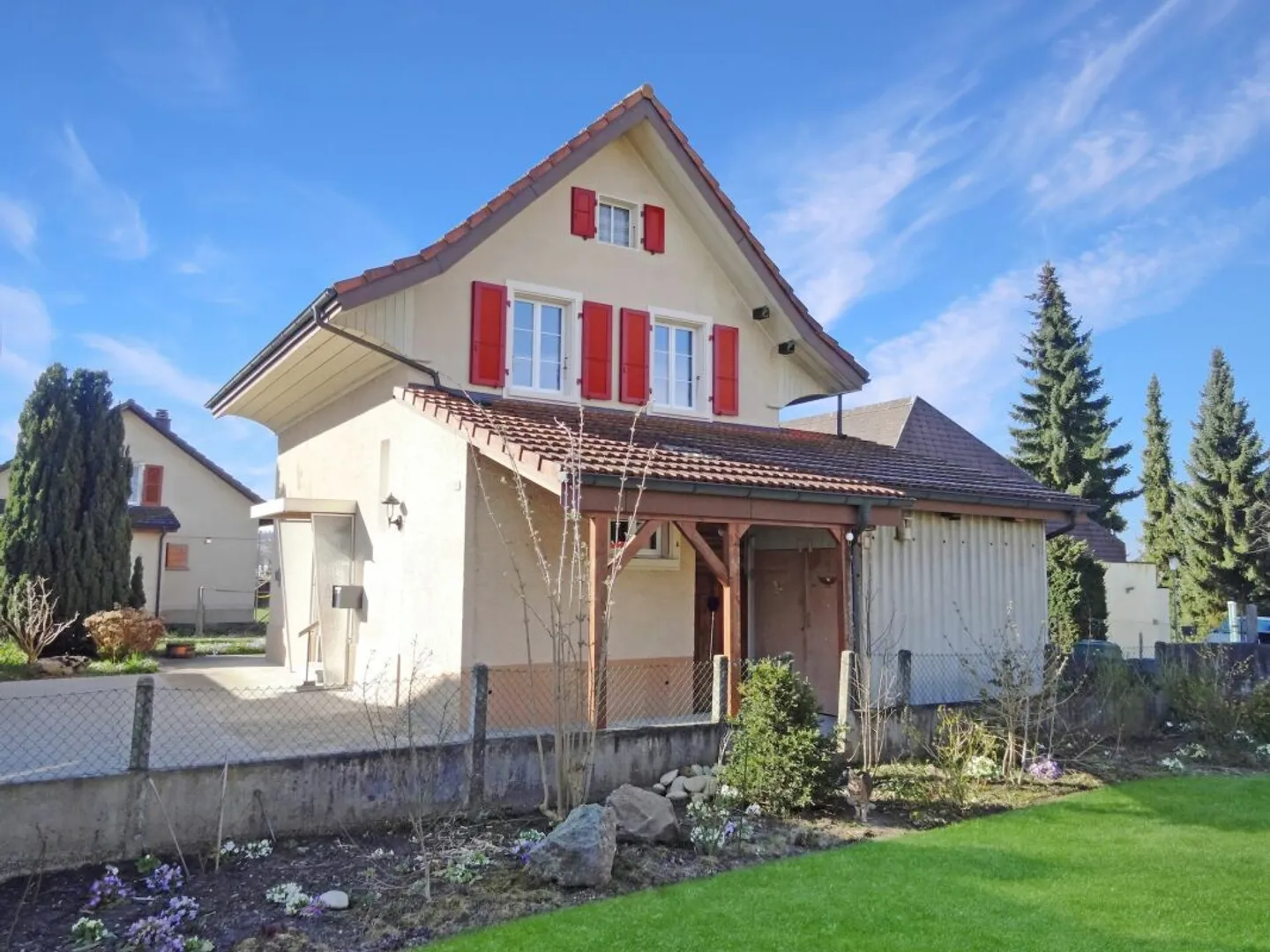 Charmante Maison Familiale avec Jardin - Photo 2 sur 13