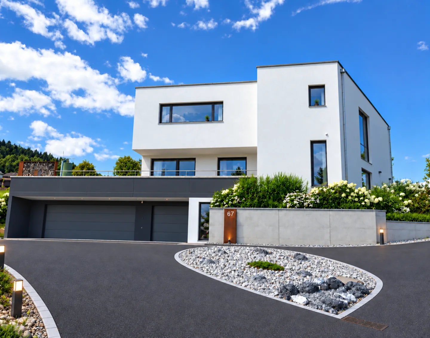 Villa - generous living at a high level - Photo 1 of 13