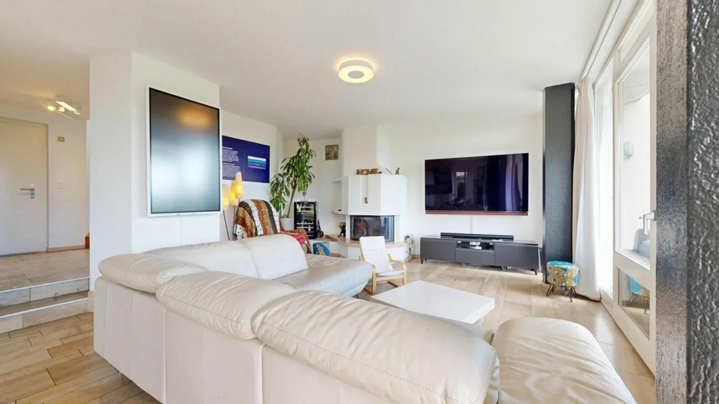 Ideale Villa für Familie mit unabhängiger 2-Zimmer-Wohnung - Foto 6 von 13