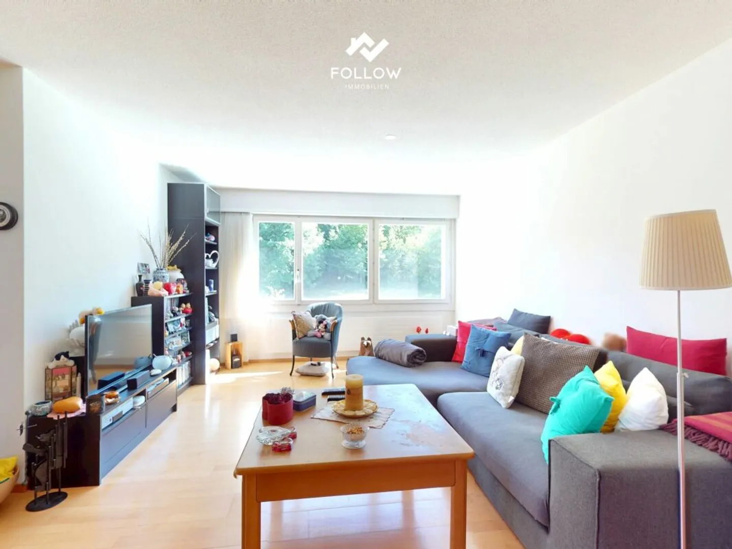Condominium spacieux et familial de 3,5 pièces avec balcon et place de parking - Photo 5 sur 12