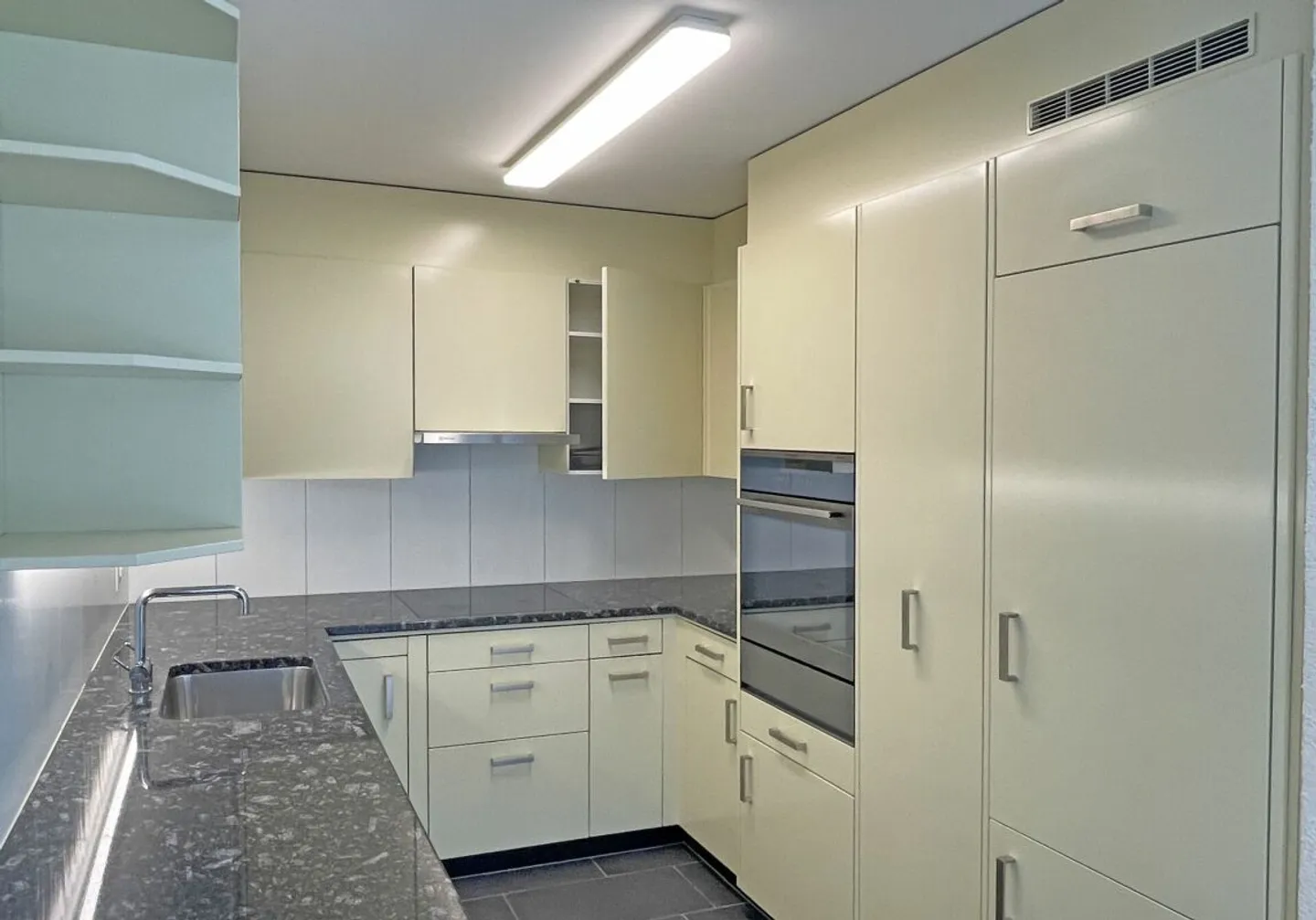 Spacious living in a sunny, quiet location - ideal for the family - Photo 12 of 13