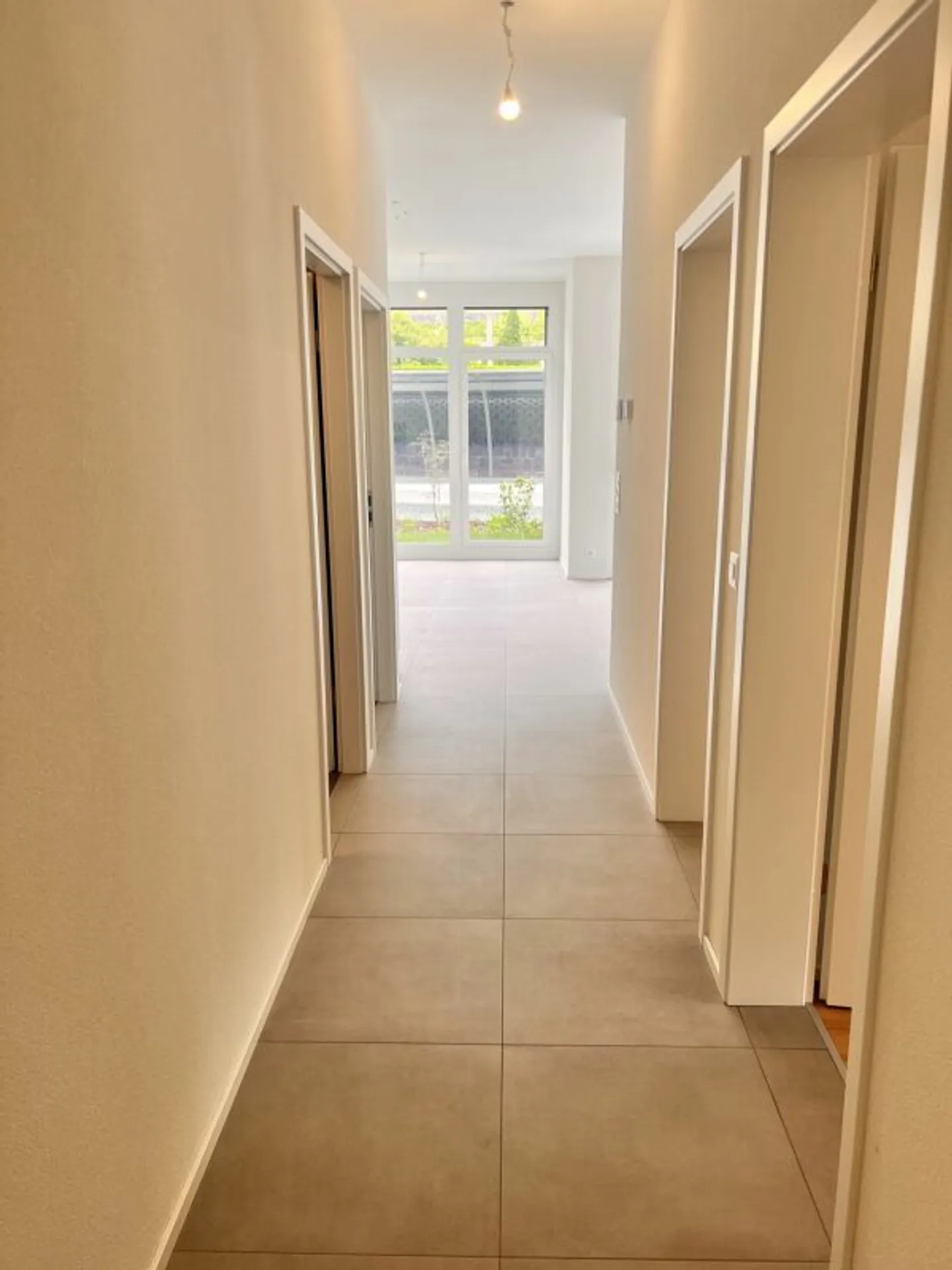 3.5 Room Apartment in Monthey - Photo 11 of 13
