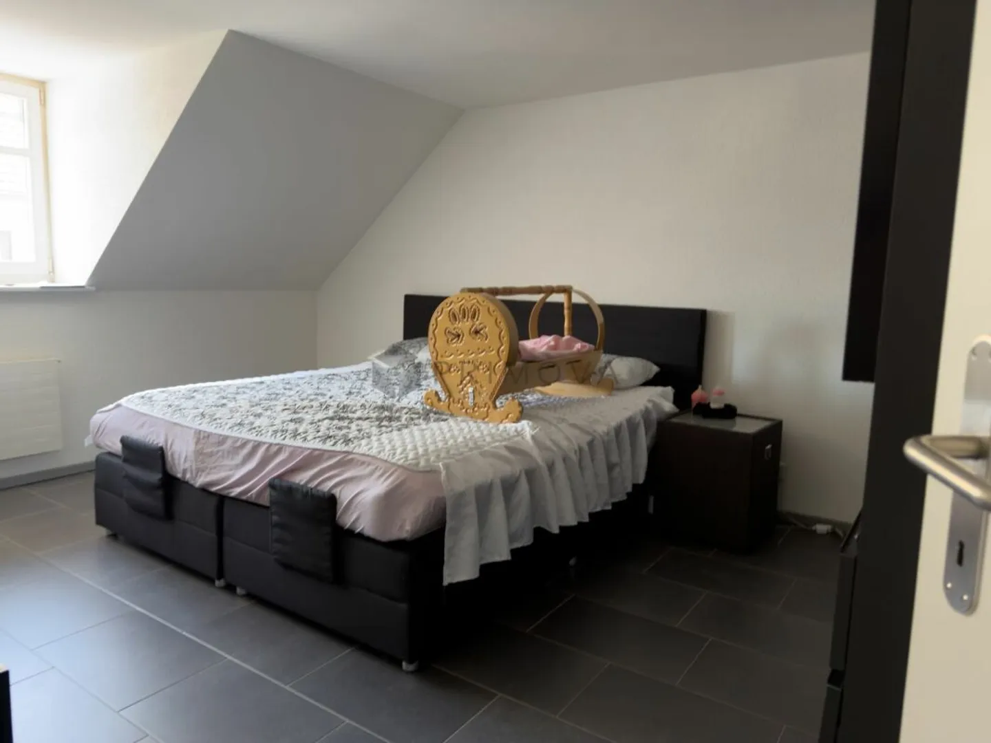 Attractive Corner House with Two Residential Units - Ideal for Families or Investors - Photo 5 of 11