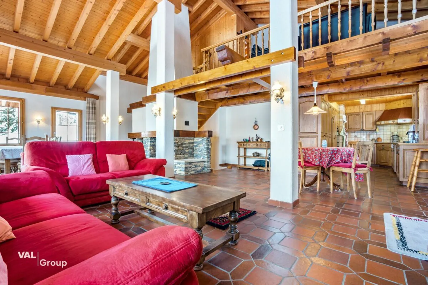 Chalet chaleureux avec vue panoramique - Photo 4 sur 13