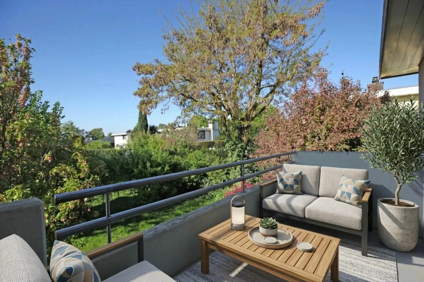 Casa angolare di 4,5 stanze con giardino - Foto 6 di 13