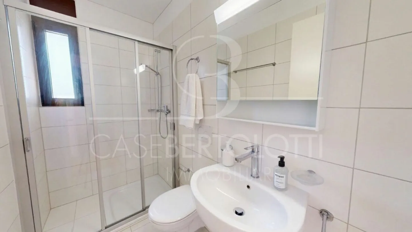 Appartement moderne avec vue montagne - Photo 6 sur 8