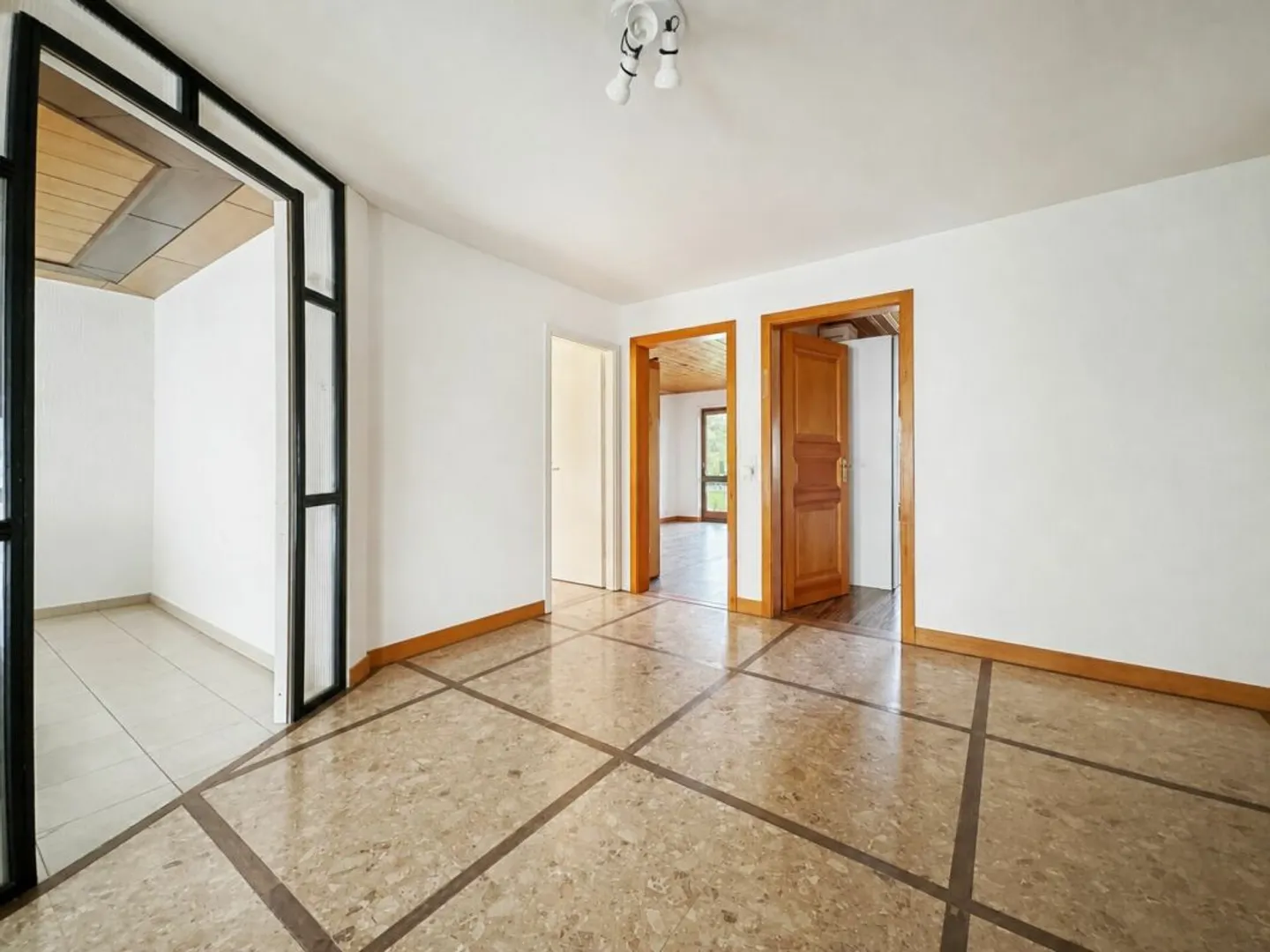 Maison villageoise avec 2 appartements - Photo 9 sur 13