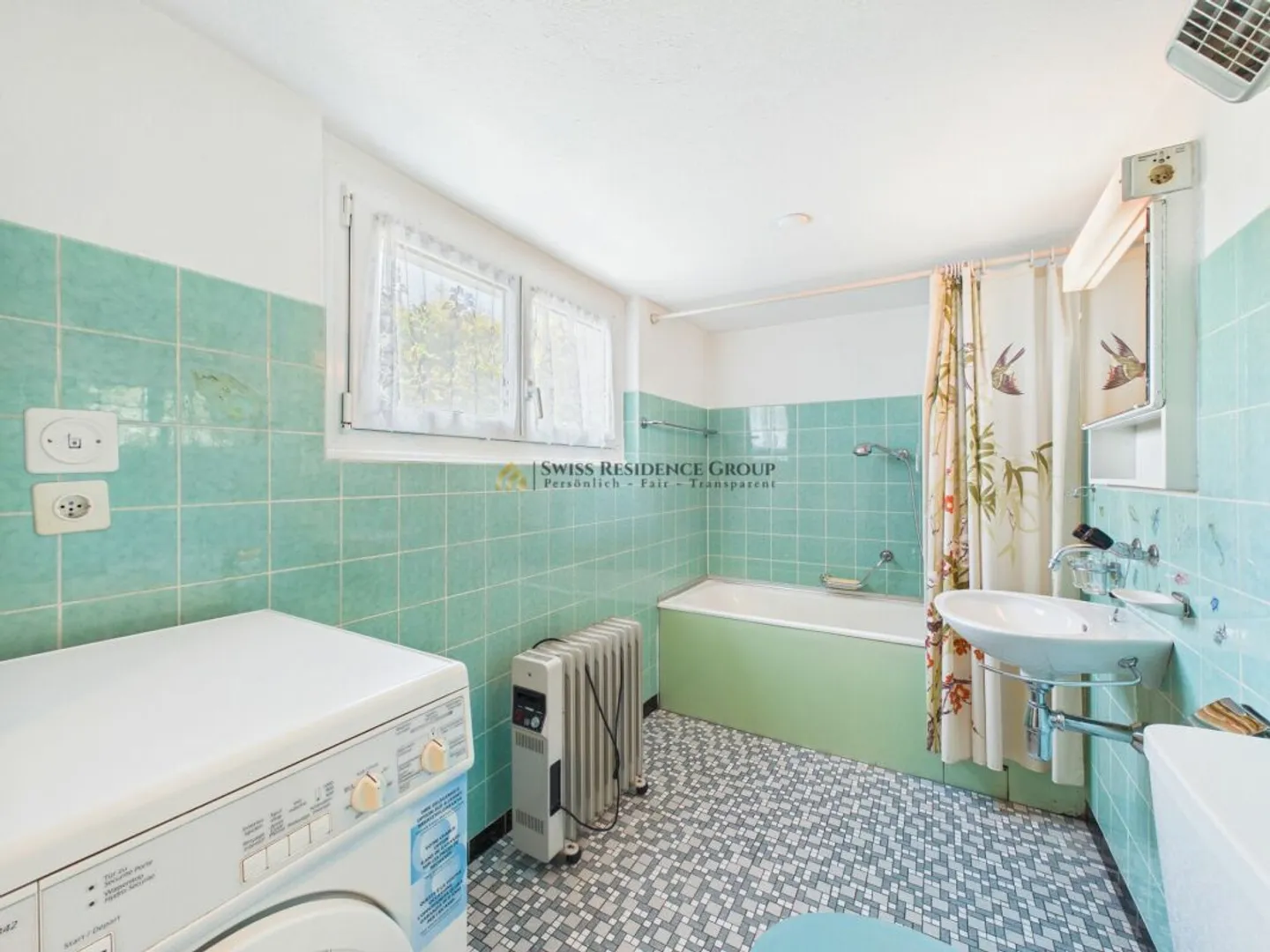 A Home with Character - Plenty of Space, Private Garden and Great Potential - Photo 7 of 13