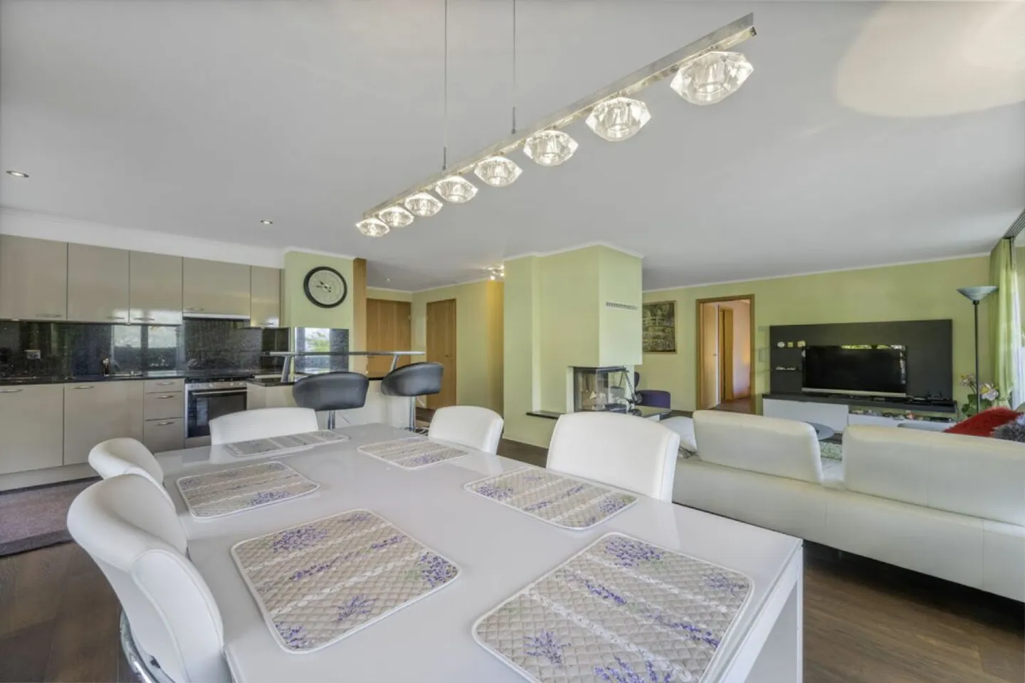 Appartement de jardin au bord du lac - Photo 8 sur 13