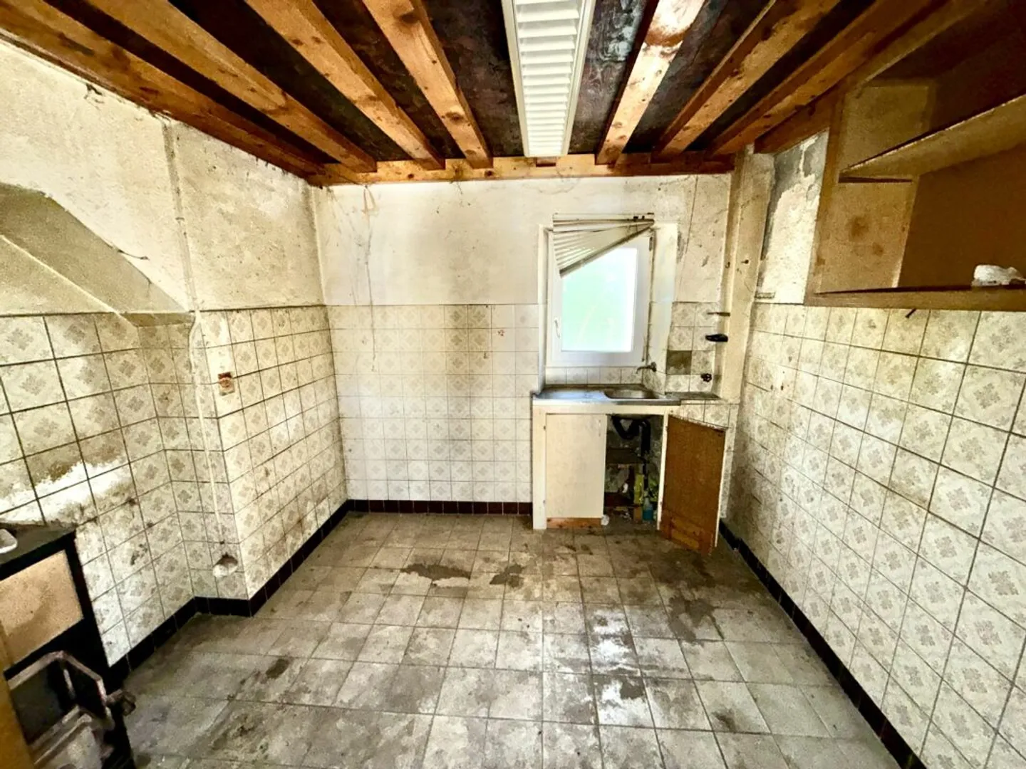 Haus zu renovieren im Zentrum von Chamoson, verkauft mit Baugenehmigung - Foto 13 von 13