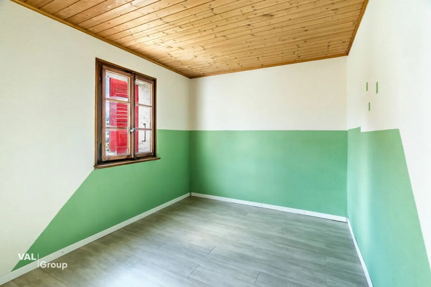 Charmantes Haus mit Entwicklungspotenzial - Foto 12 von 13