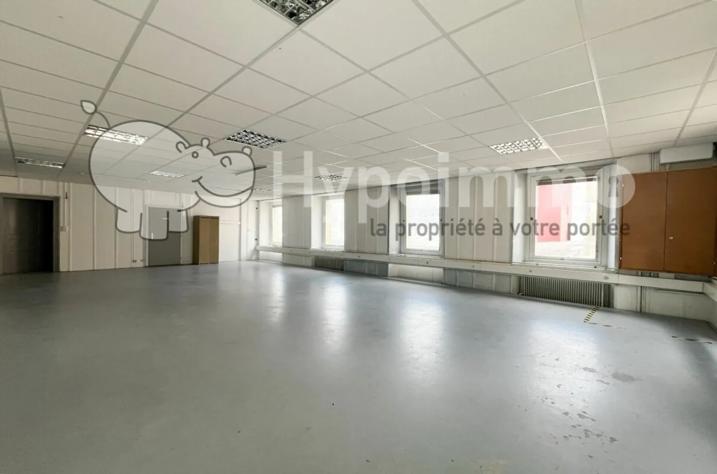 Locali spaziosi di circa 220m² nel centro città - Foto 1 di 13