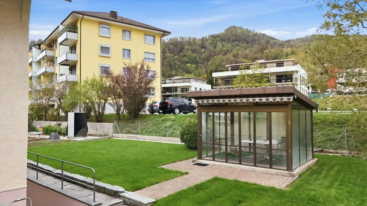 Teilsaniertes Einfamilienhaus mit Terrasse und Garten, nahe Olten - Foto 11 von 13