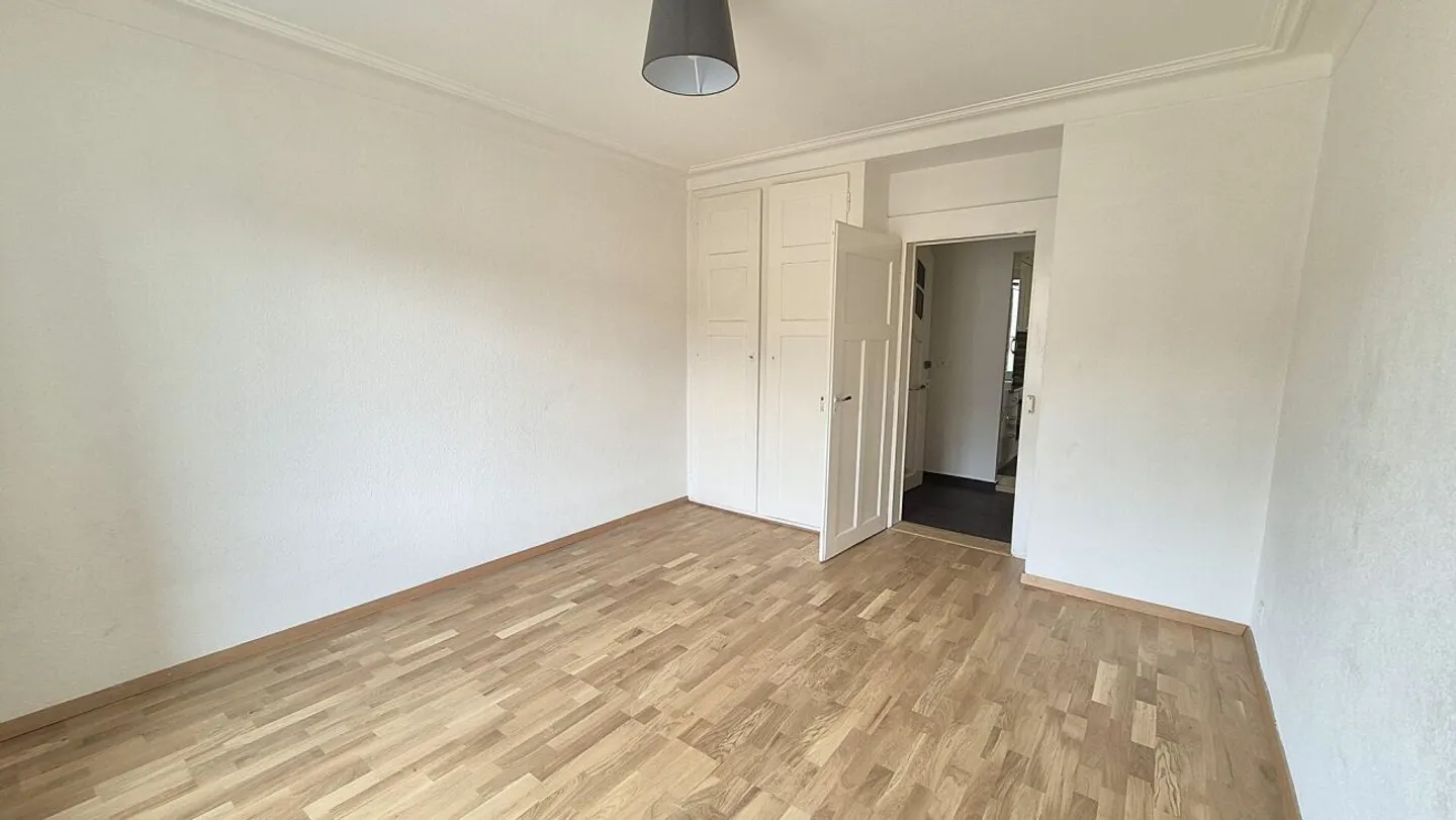 Magnifico appartamento di 3.5 stanze a Locle - Foto 2 di 12