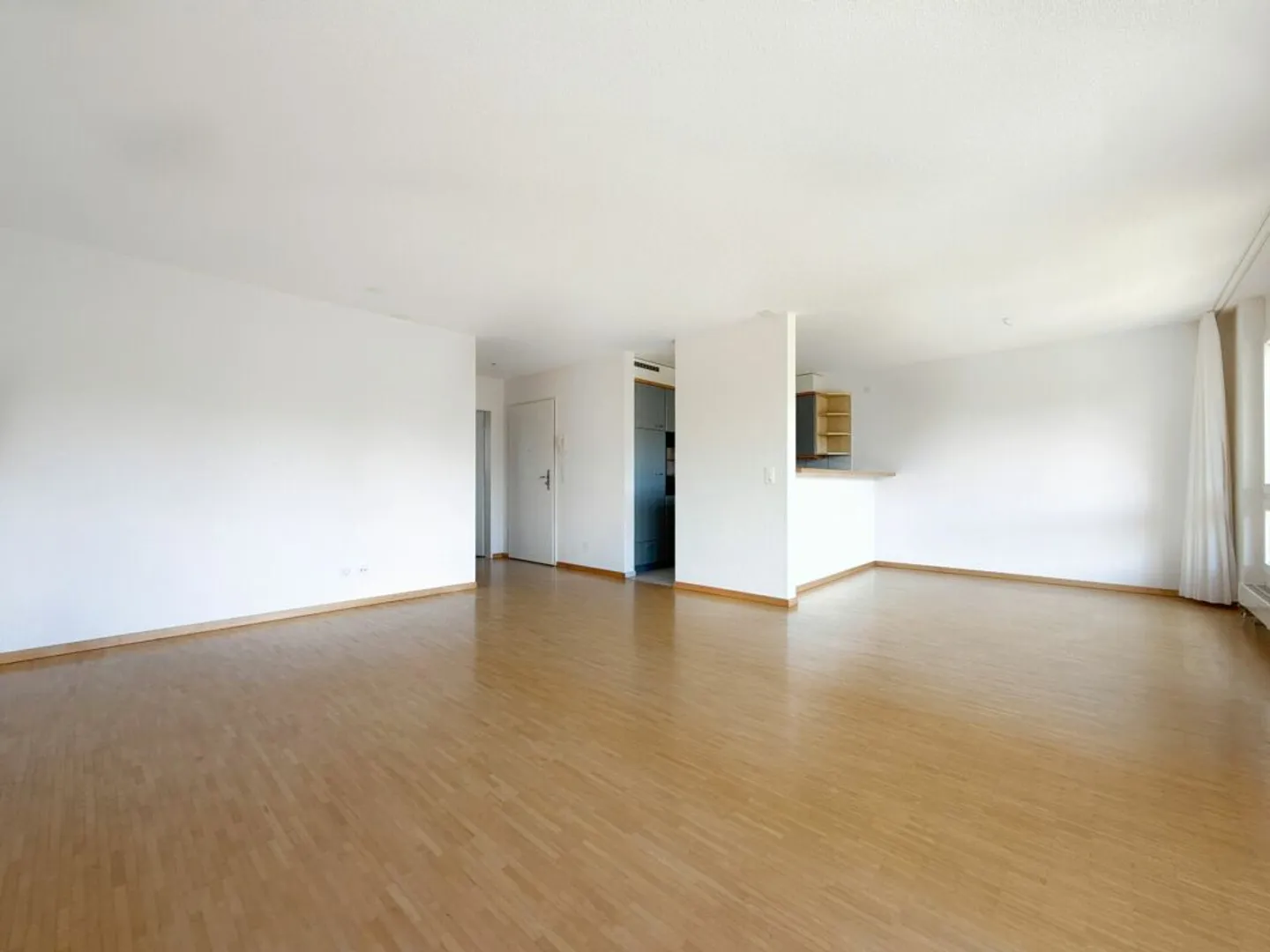 Appartement lumineux et calme avec vue sur les Alpes et salle de lavage/hobby privée - Photo 7 sur 13