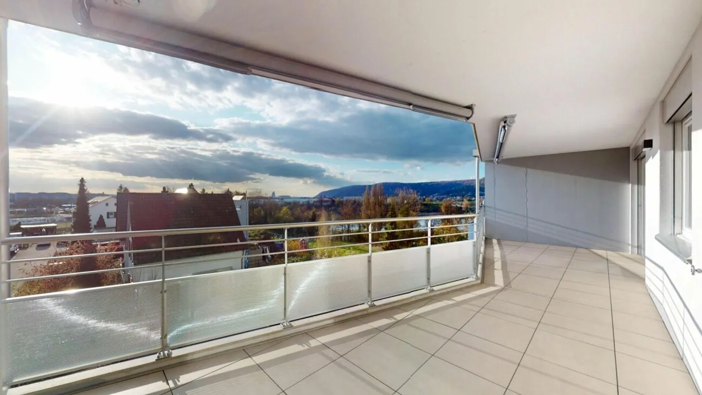 Appartamento moderno di 3,5 locali con terrazza di 27 m² - Foto 8 di 10