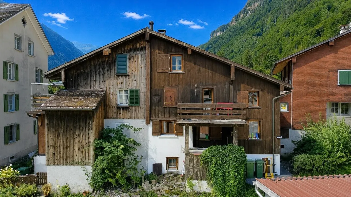 Einzigartiger 320-jähriger Strickbau - 5 Zimmer, Bergblick &amp; ganz viel Charme - Foto 1 di 13