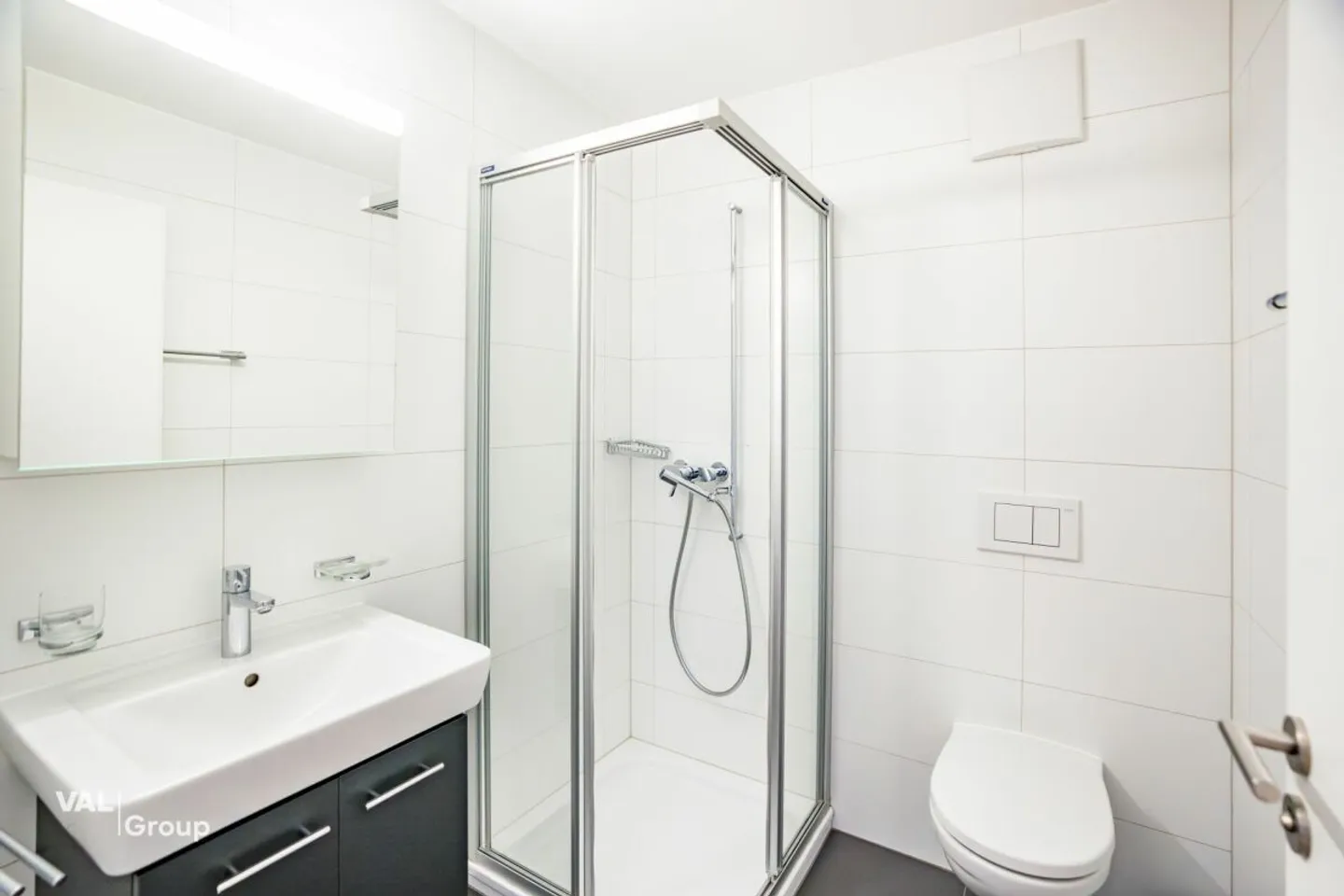 Exklusive 4.5-Zimmer-Duplex-Wohnung im «Zentrum La Suisse» - Brig-Glis - Foto 10 von 12