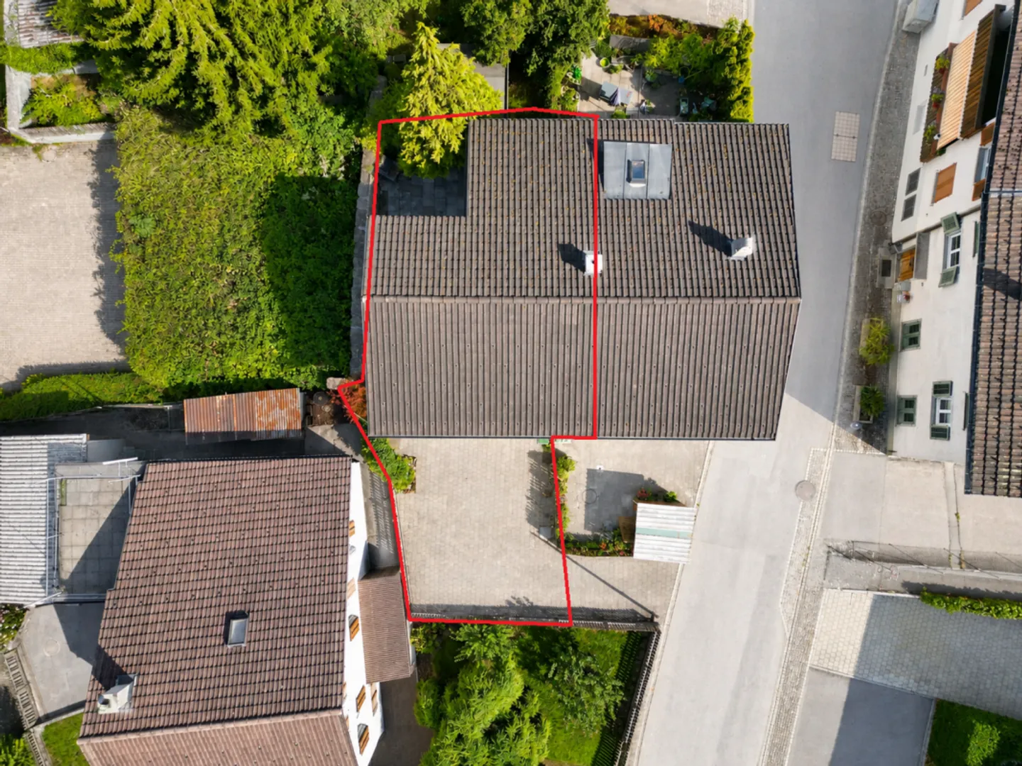 Doppeleinfamilienhaus an familienfreundlicher, sonniger und zentraler Lage in Mollis GL - Foto 3 di 13