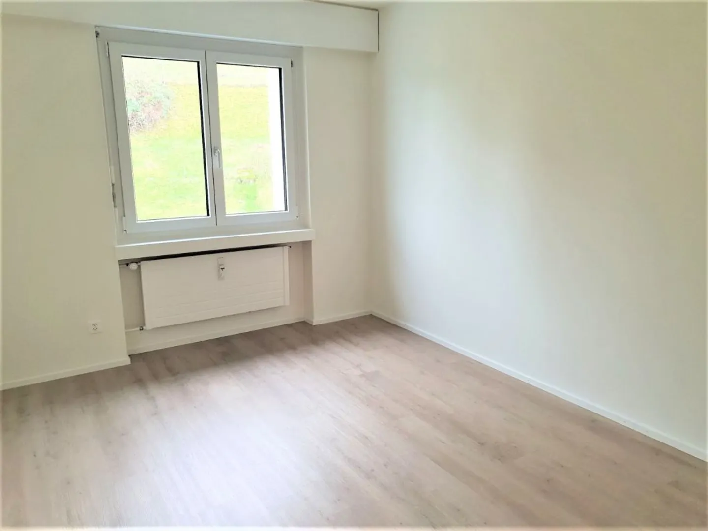 Preiswerte 2.5 Zimmer-Wohnung in Flawil - Foto 3 di 5