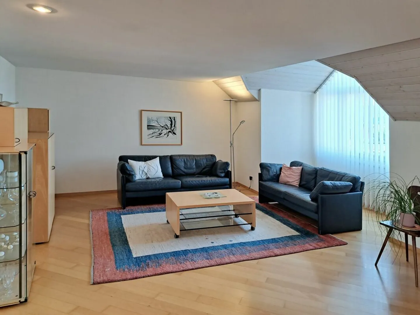 Stylish living with a view: 5.5-room maisonette penthouse in Weinfelden - Photo 2 of 12