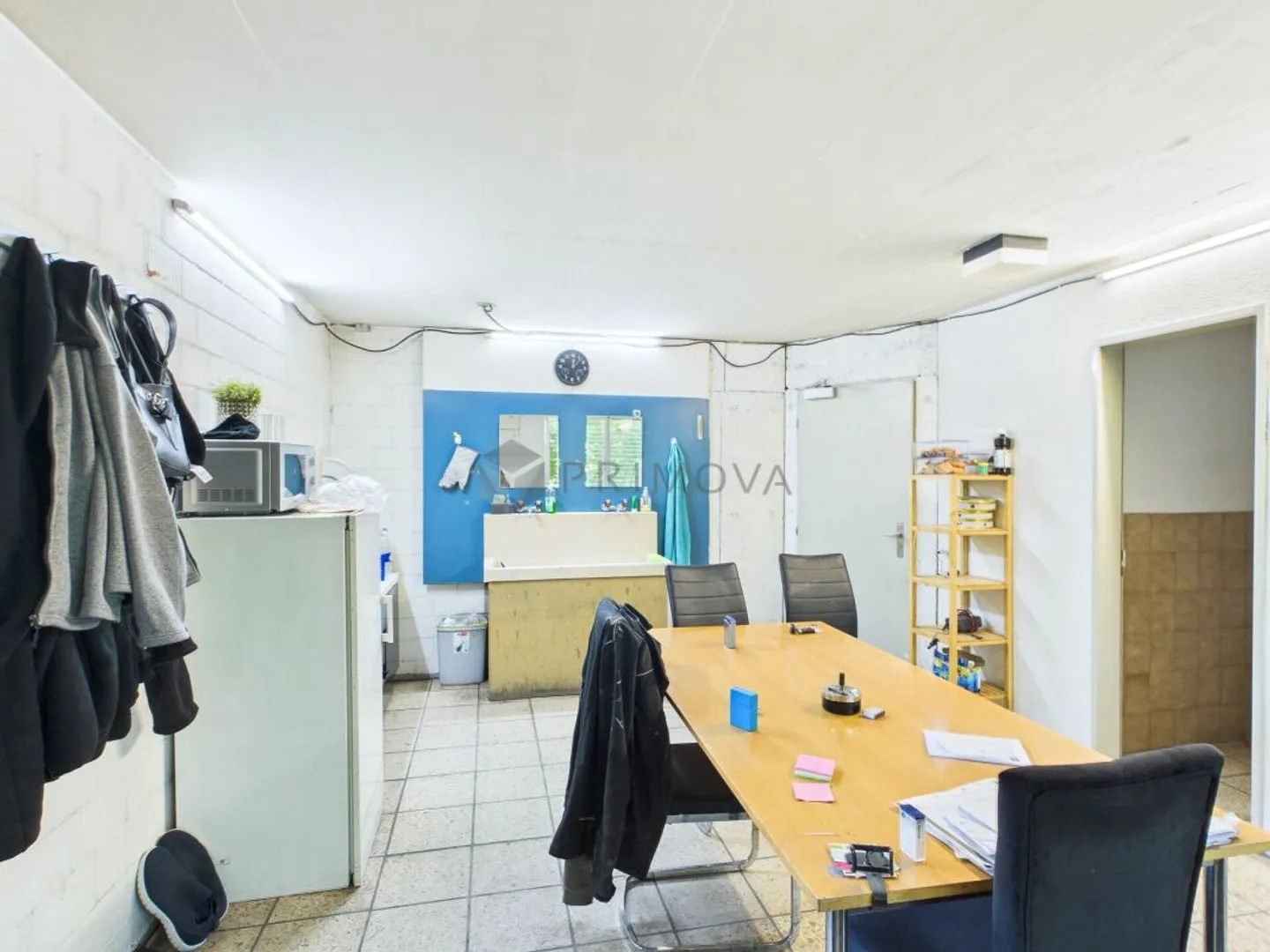 Gewerbehalle mit Aussenfläche - Foto 10 von 13