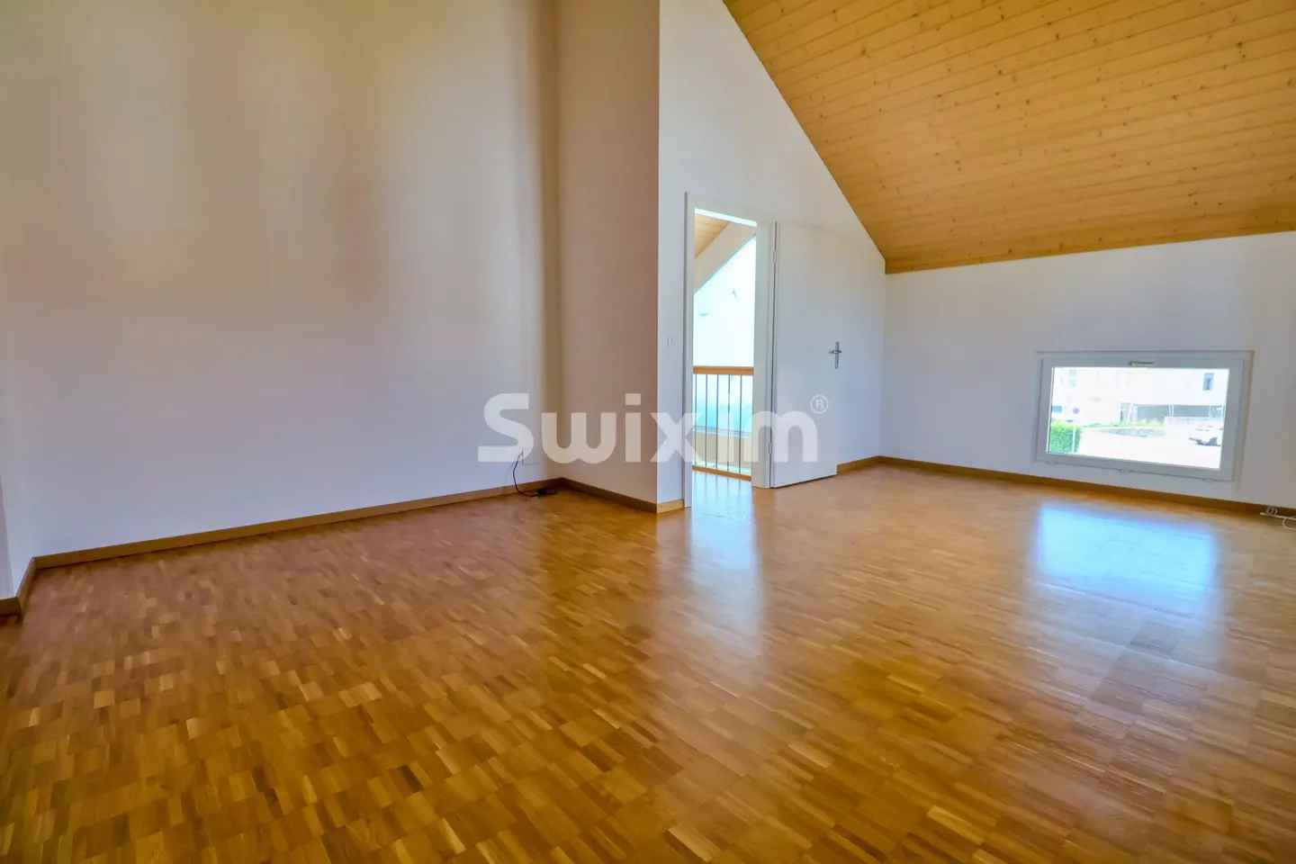 Eccezionale villa indipendente di 6,5 stanze a meno di 3 minuti dal centro città! - Foto 6 di 8