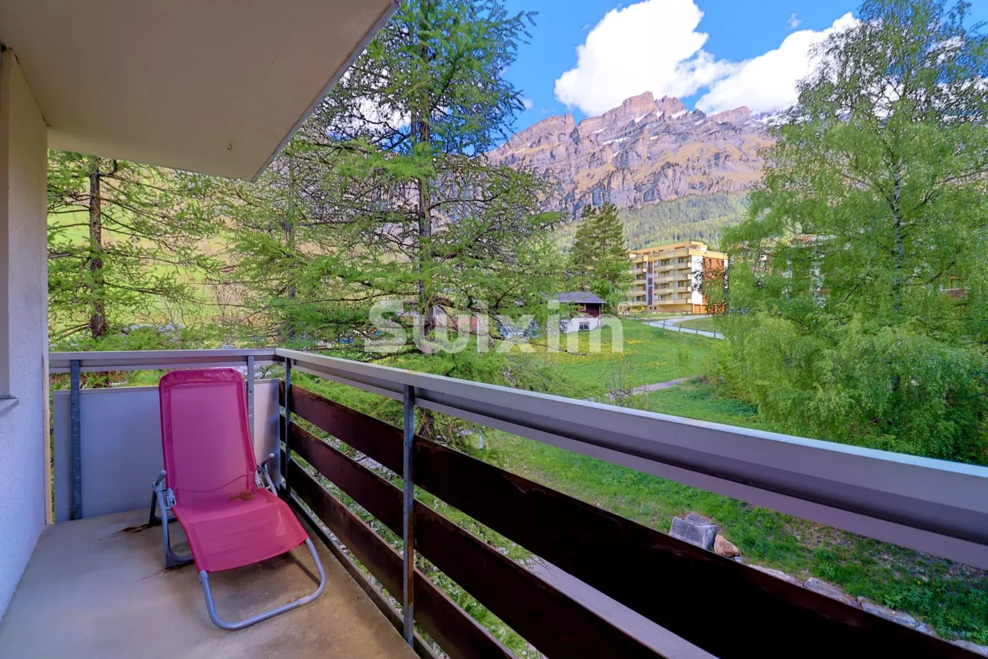 Appartement Charmant avec Vue Gemmi - Photo 2 sur 8