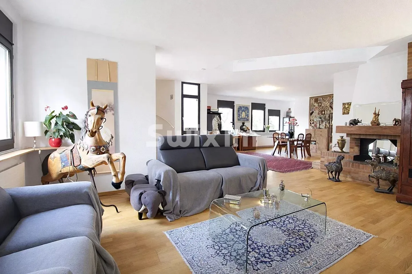 In a quiet place bathed in light - Photo 4 of 8