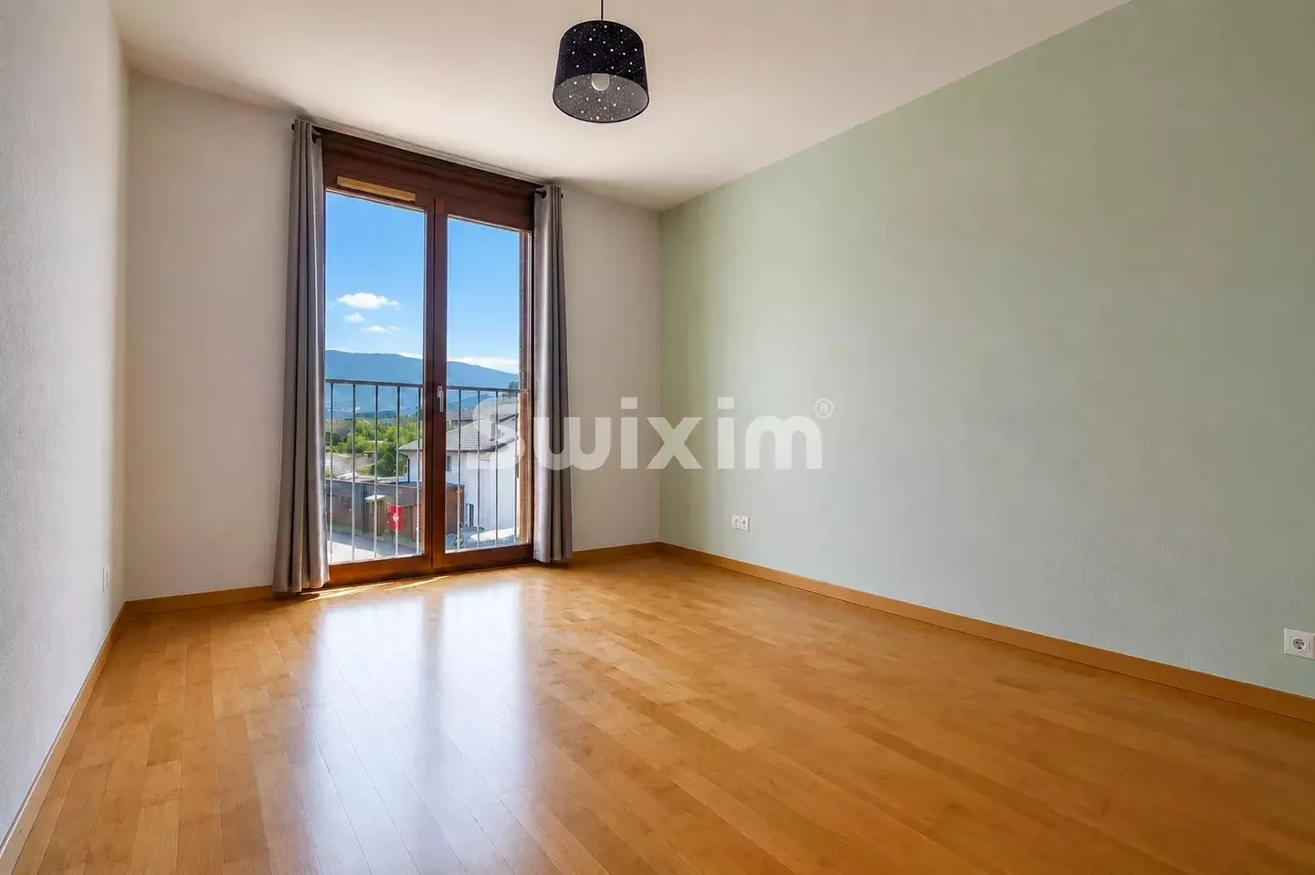Attico luminoso con vista libera - Foto 7 di 8